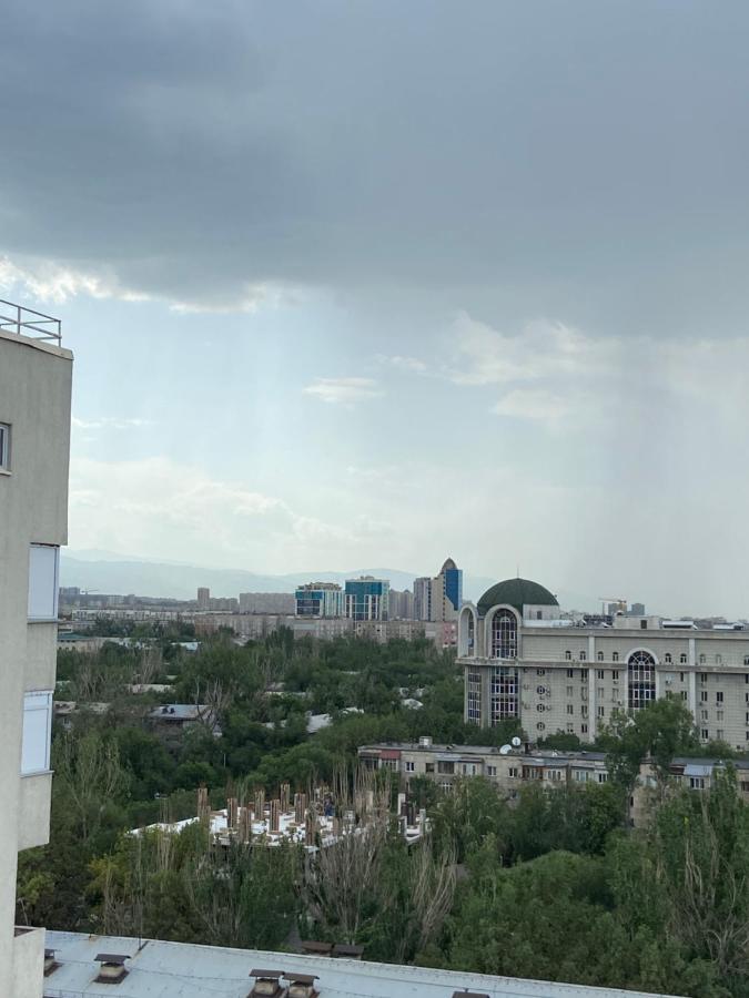 Жк Весна Apartamento Almaty Exterior foto