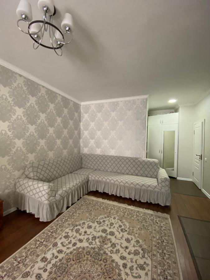 Жк Весна Apartamento Almaty Exterior foto